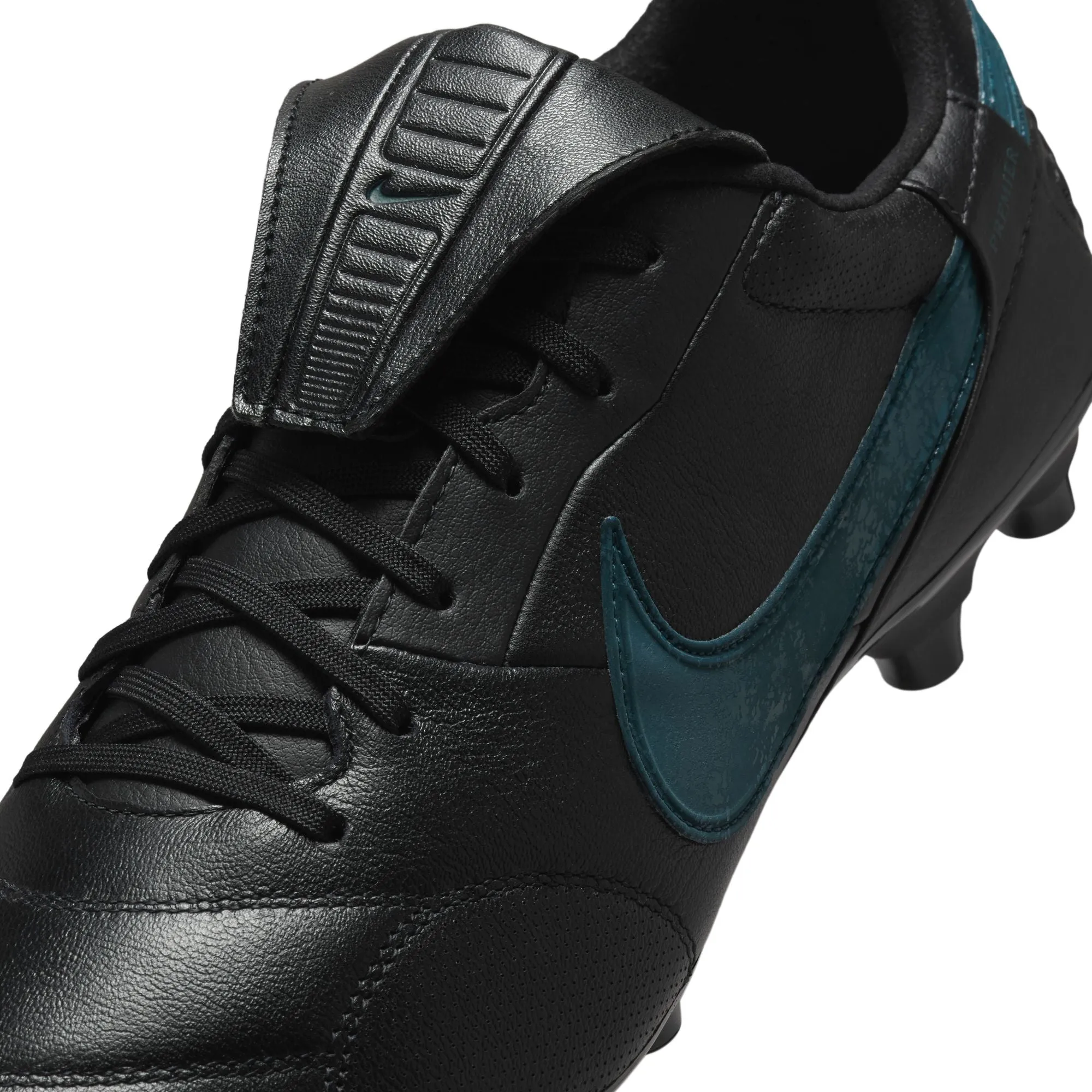 The Nike Premier III FG [Black/Deep Jungle]