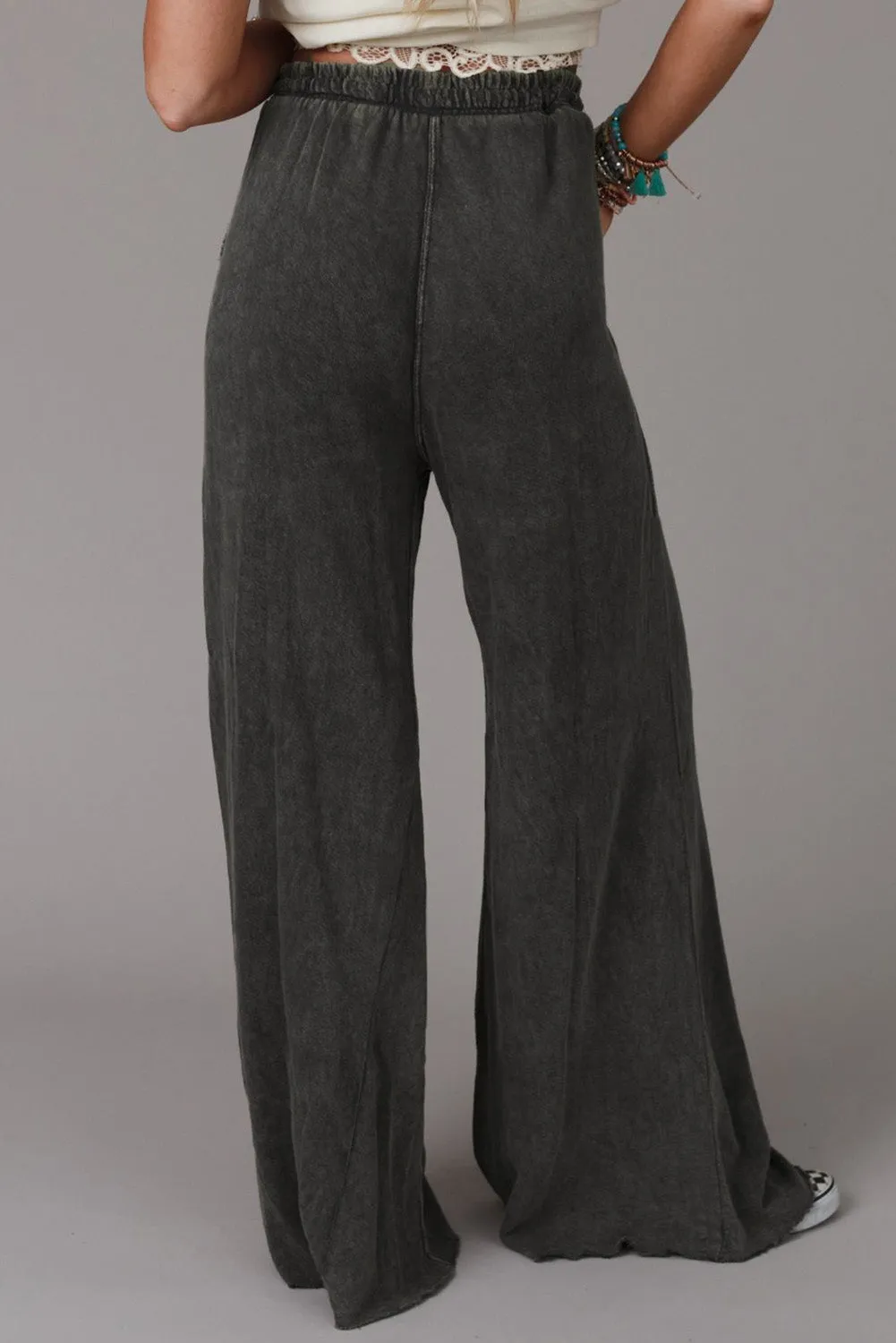 Wide Leg Pocketed Pants