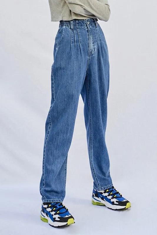 Wyatt Pleated Mom Jeans